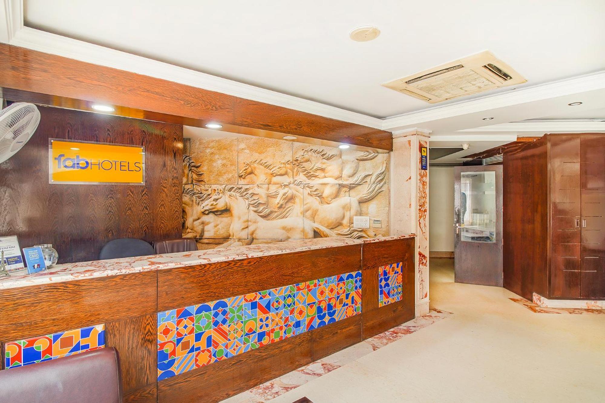 Fabhotel Marble Arch - Nr Karol Bagh Market Делі Екстер'єр фото